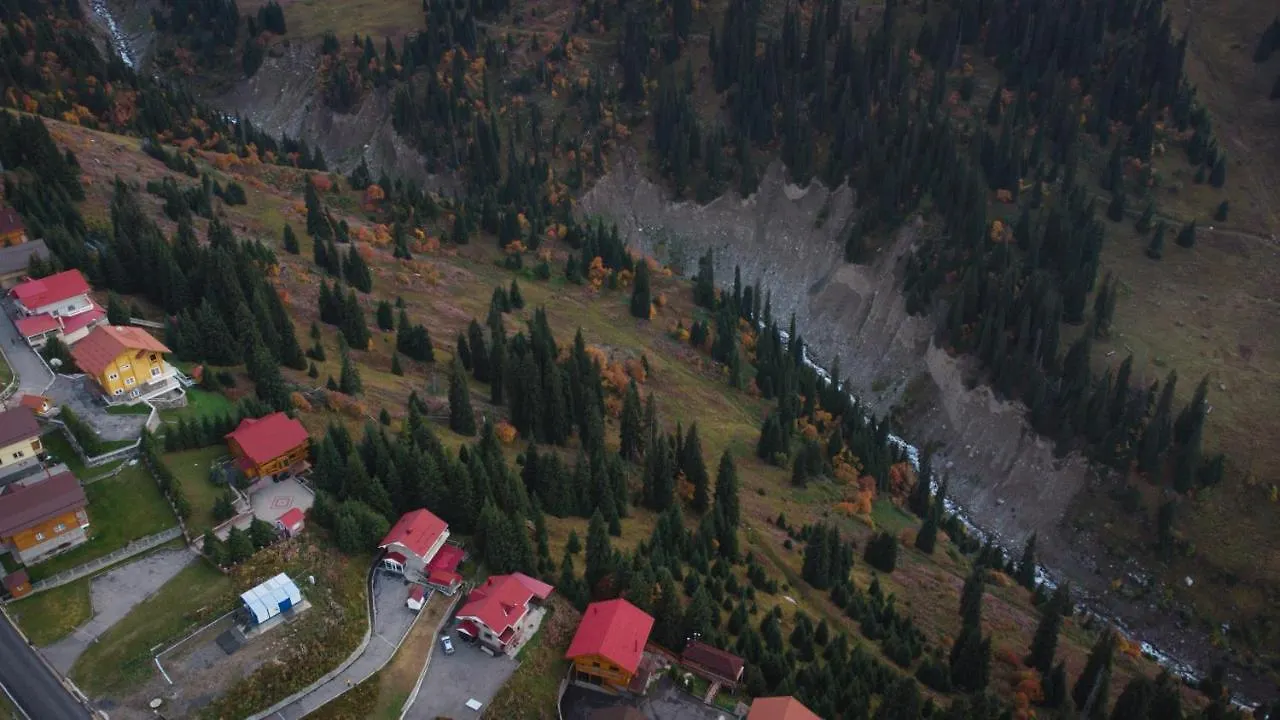 Willa Mountain House In Shymbulak Ałma Ata