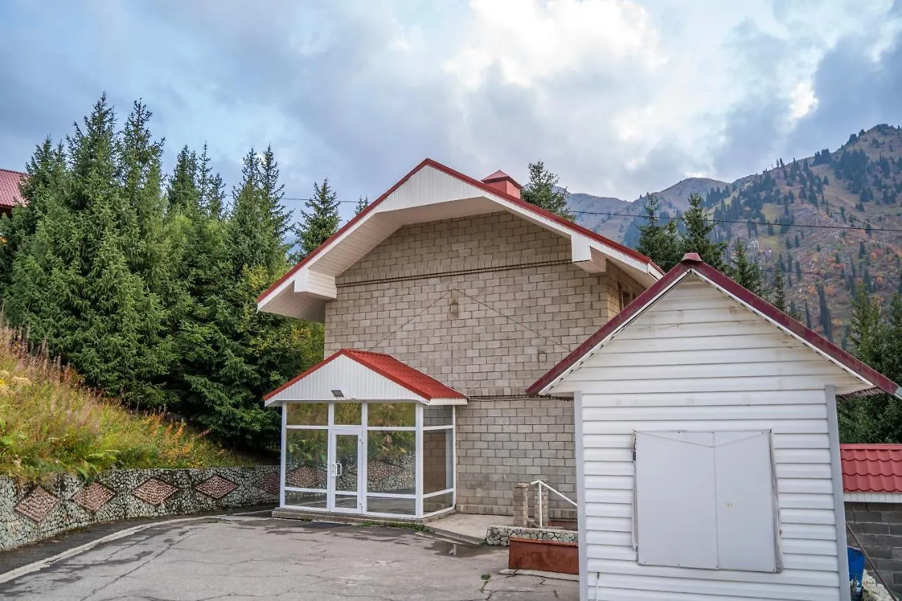 Willa Mountain House In Shymbulak Ałma Ata Dom wakacyjny